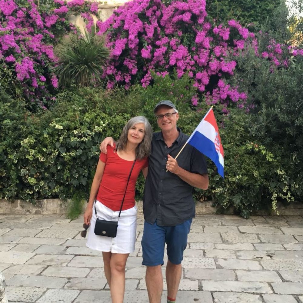 Meet your Posher, Claudia